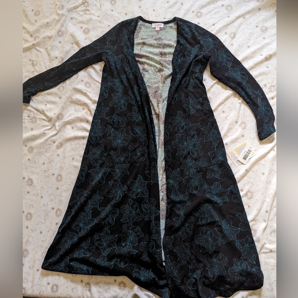 ADORABLE floral duster cardigan